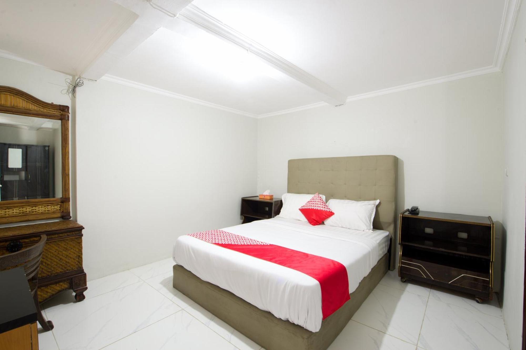 Capital O 3359 Pondok Wisata Jaden Trawas Mojokerto エクステリア 写真