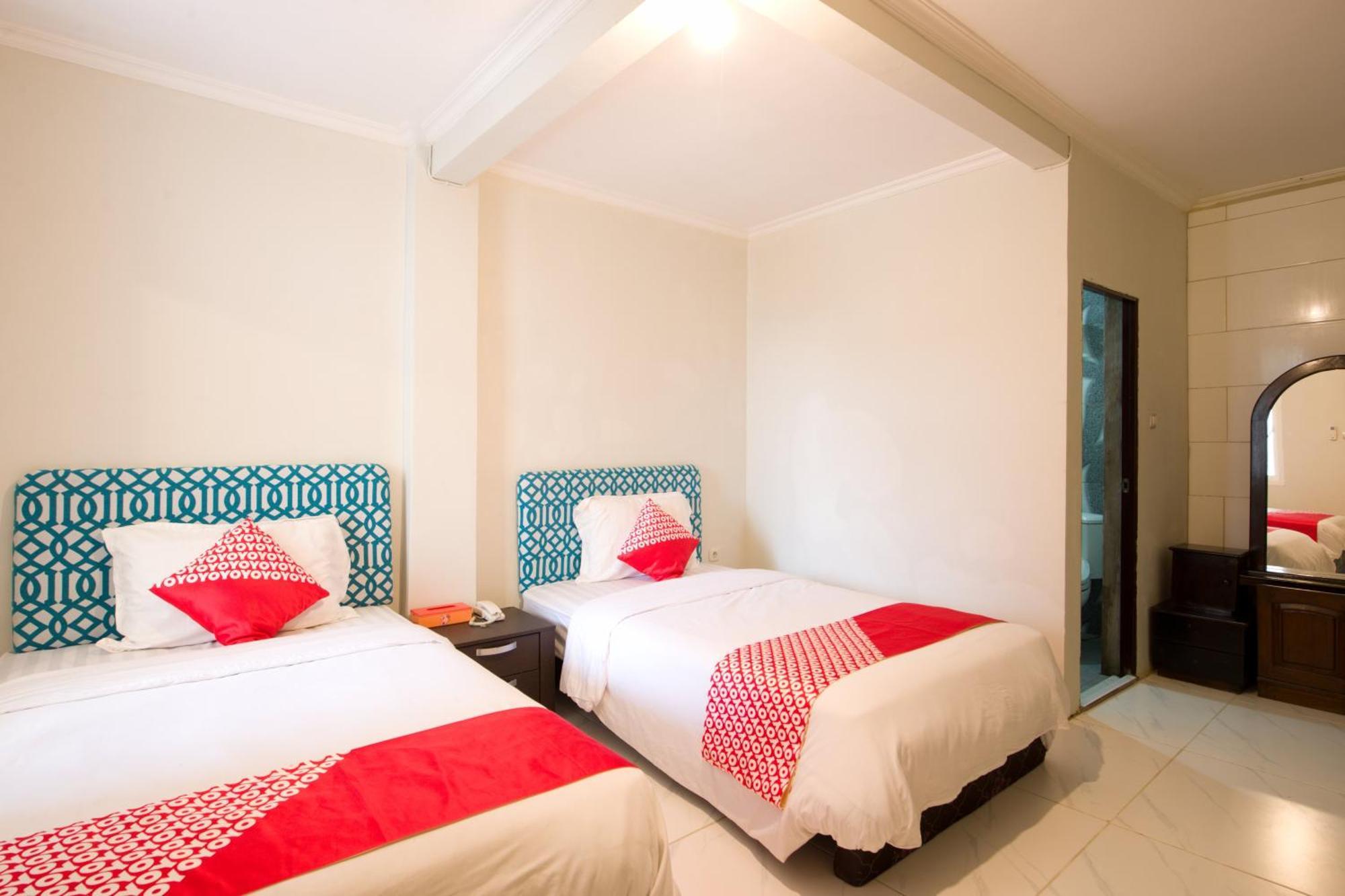 Capital O 3359 Pondok Wisata Jaden Trawas Mojokerto エクステリア 写真